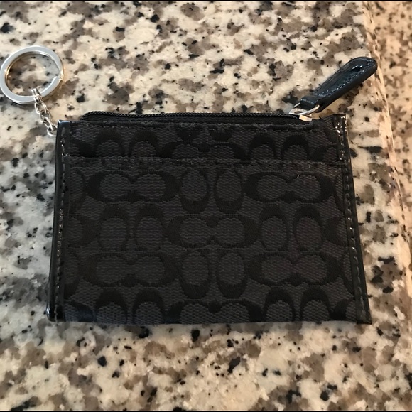 Coach coin purse - Picture 1 of 1